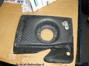 Carbon airbox