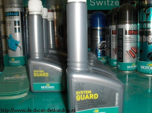 Benzine toevoeging